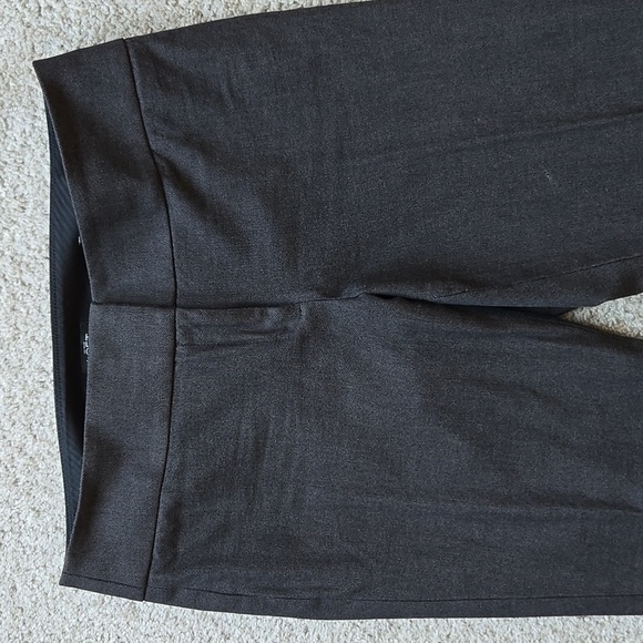 ANN Taylor LOFT Julie Boot Cut Rigid Pants Cotton Blend Bi-stretch Womens 10 - Picture 2 of 12